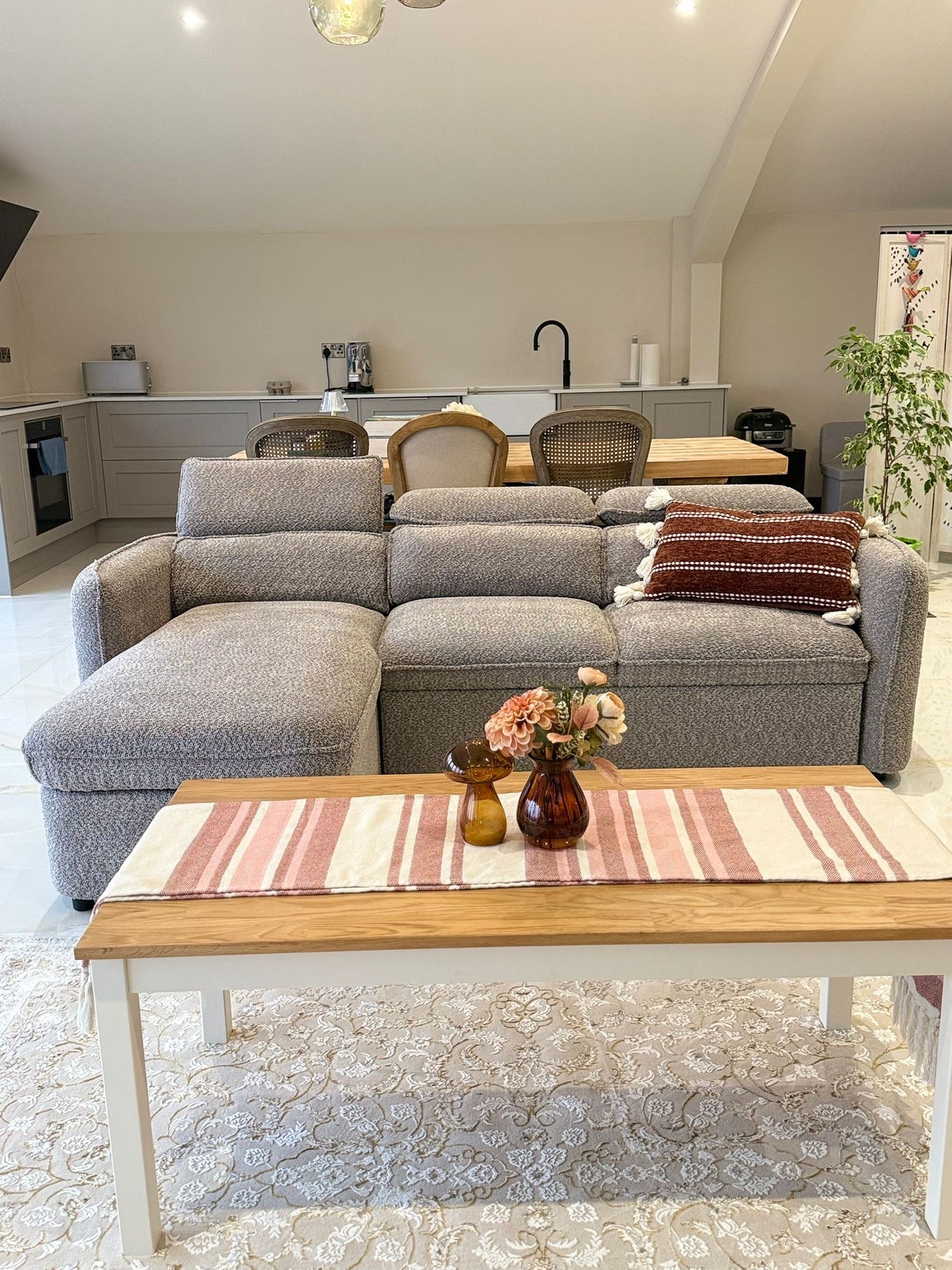 CAPRI Universal Sofa Bed