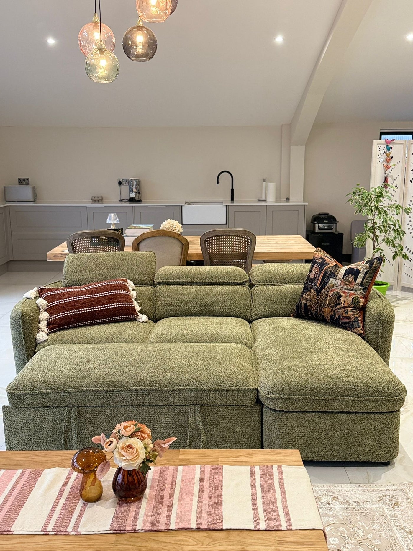 CAPRI Universal Sofa Bed