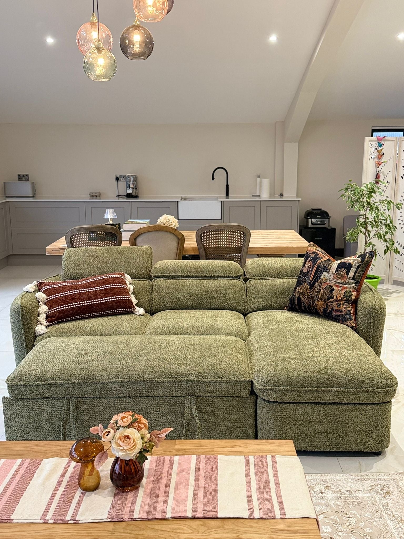 CAPRI Universal Sofa Bed