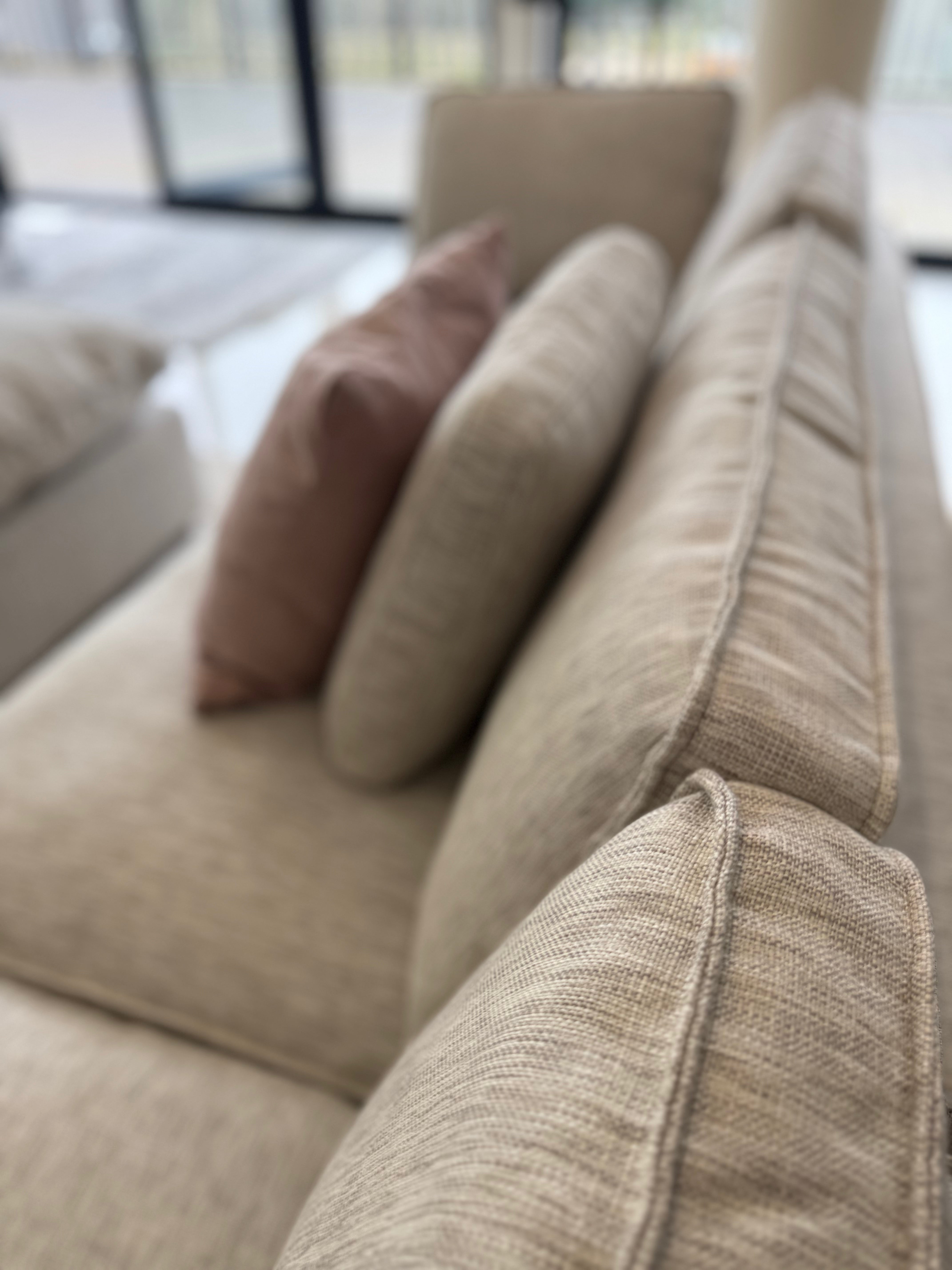 SAINT-TROPEZ Large Corner Sofa With Footstool