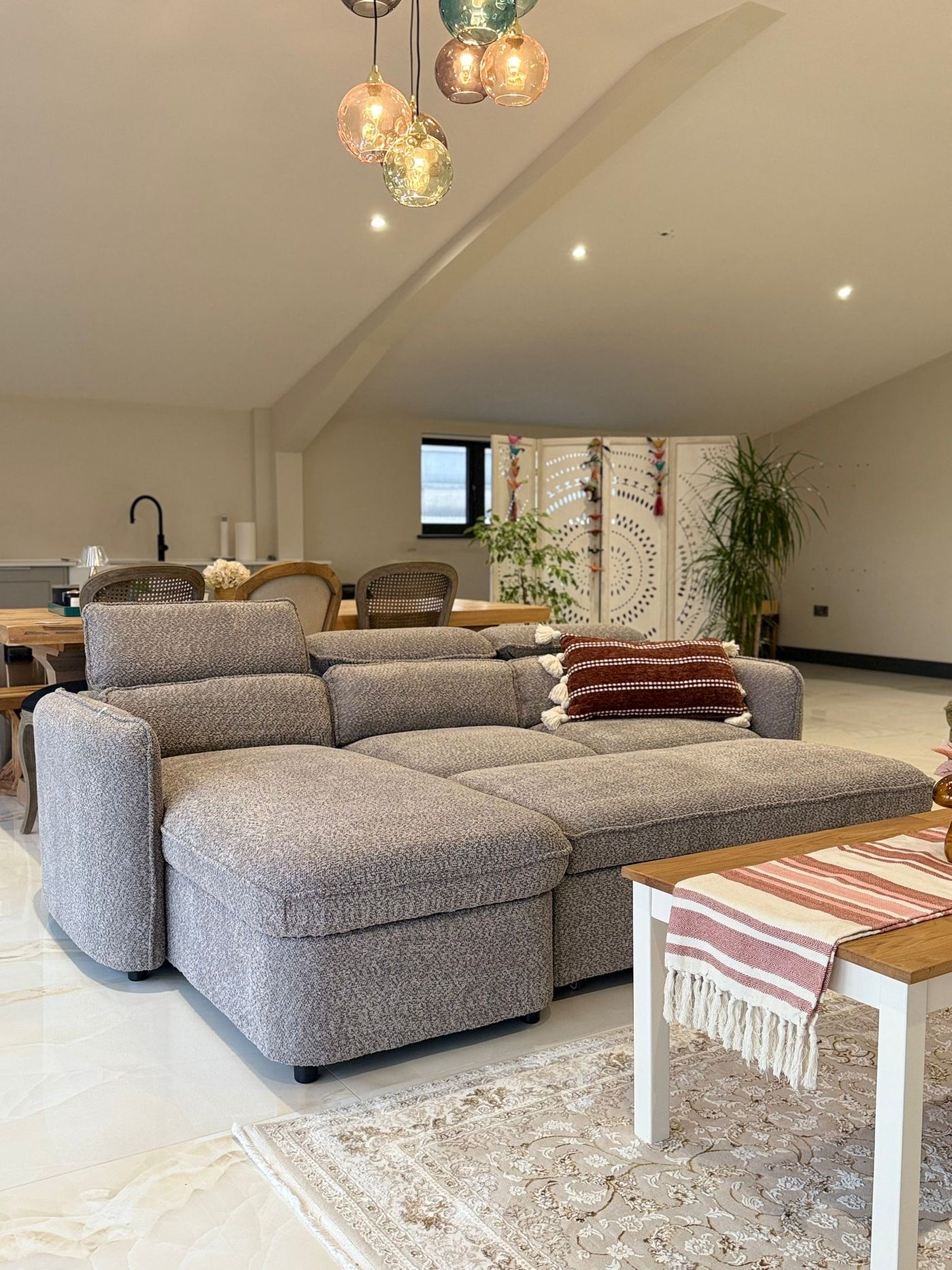 CAPRI Universal Sofa Bed